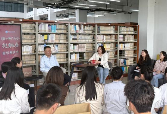 校黨委書記王燕永出席“青春為中國式現(xiàn)代化挺膺擔(dān)當(dāng)”青年座談會